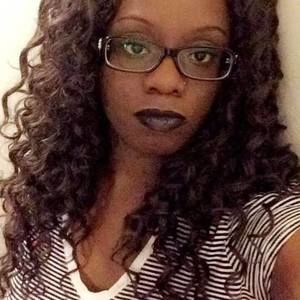 Meet your Posher, Ebony